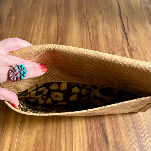 Longchamp Gatsby Python Clutch - Picture 14 of 16